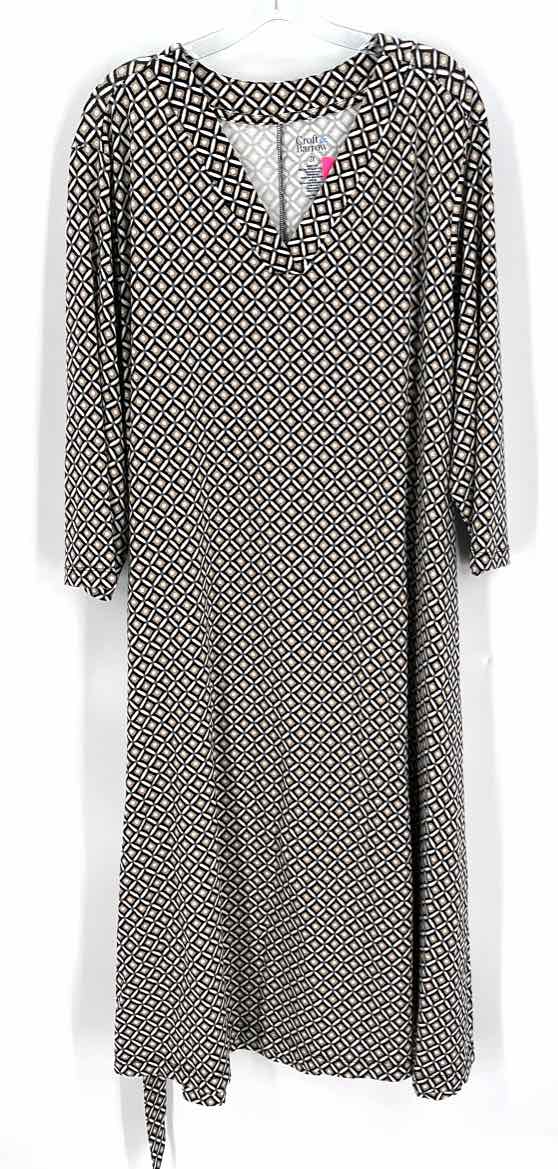 Size 2X Croft & Barrow Tan Dress