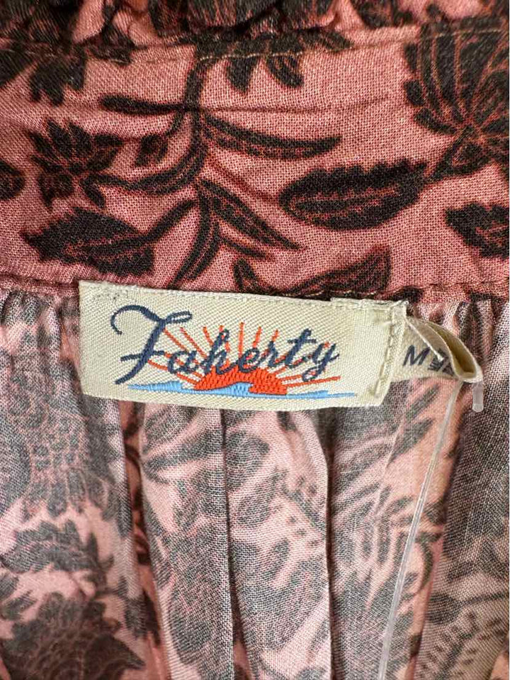 Size M FAHERTY PINK PRINT Shirt
