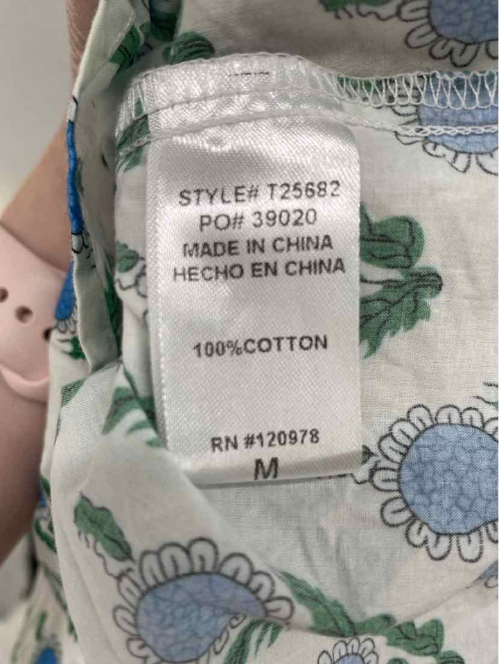 Size M White Print Shirt