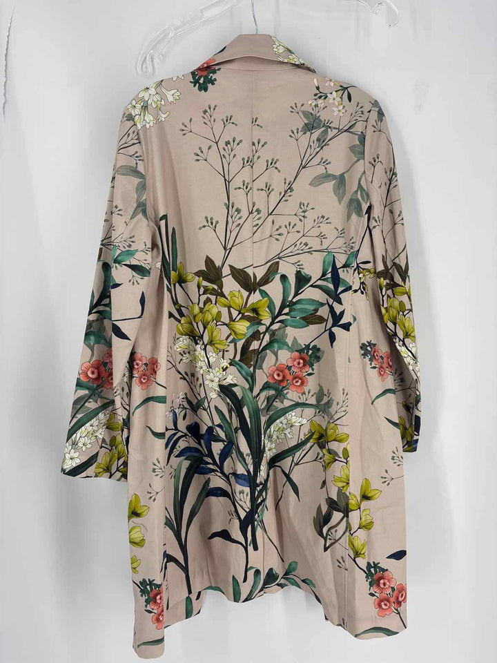 Size 10 Chico's TAN PRINT Jacket