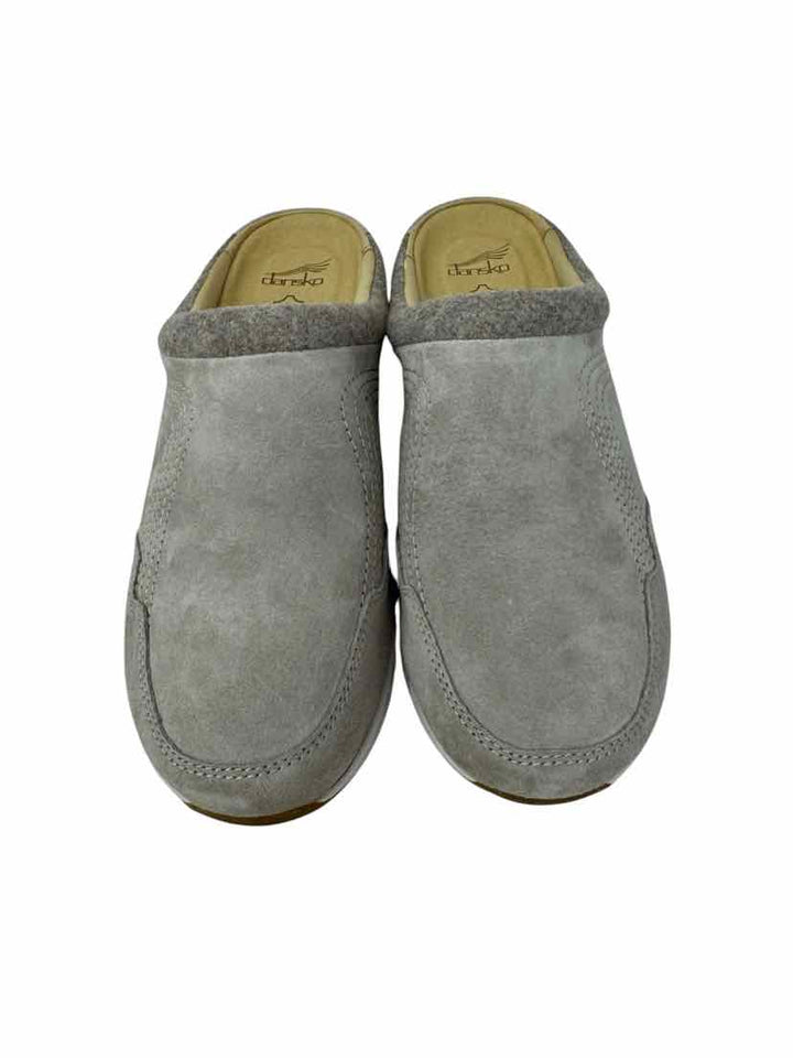 Shoe Size 39 DANSKO Tan Suede Flats