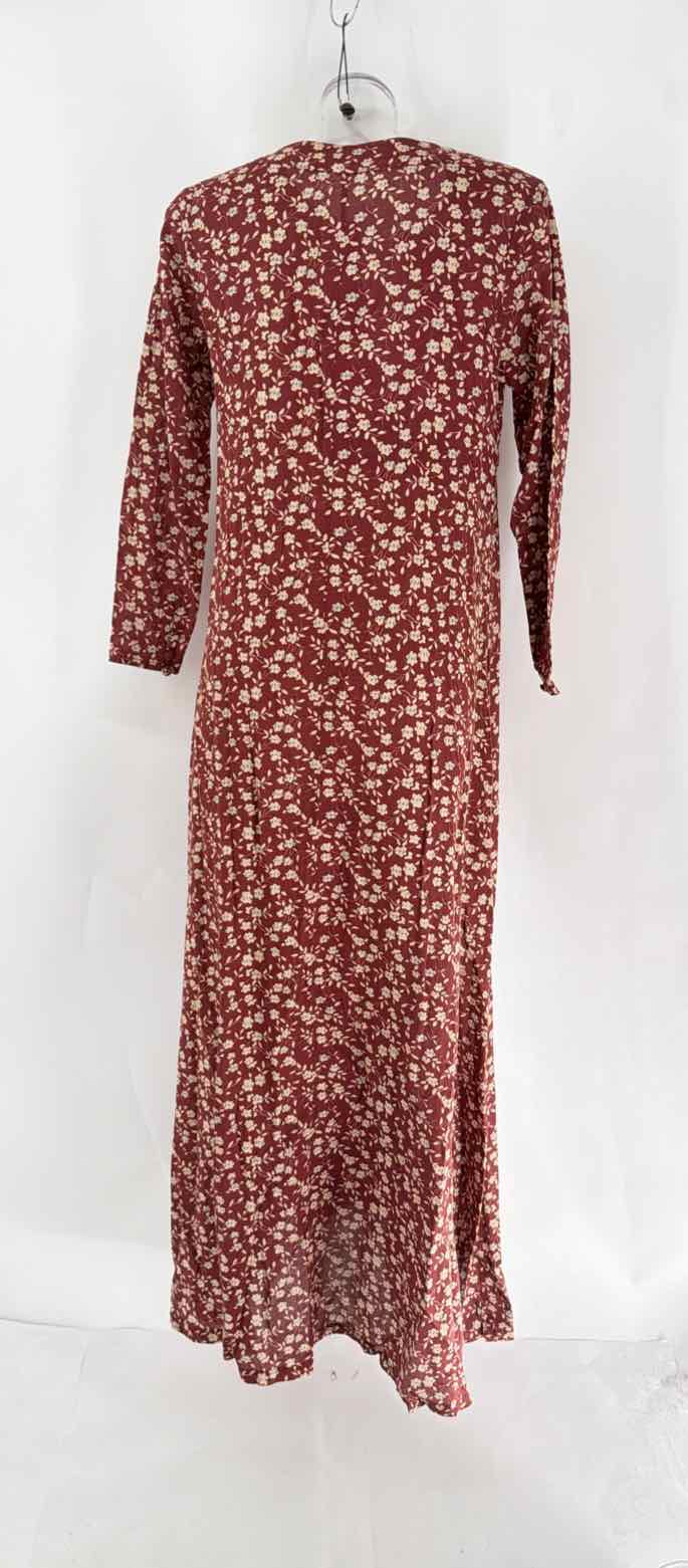 Size M Burgundy Dress