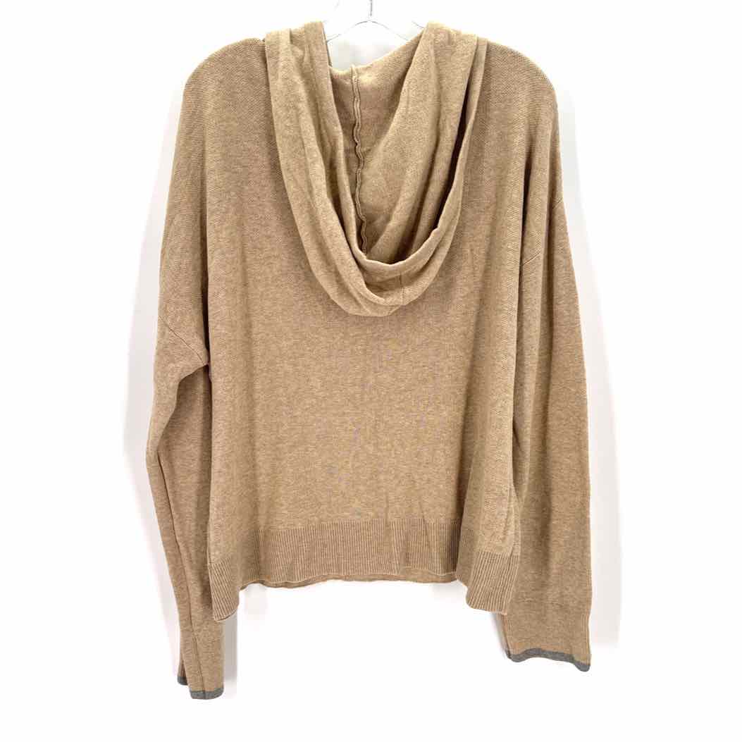 Size XL EVEREVE Tan Knit Sweater