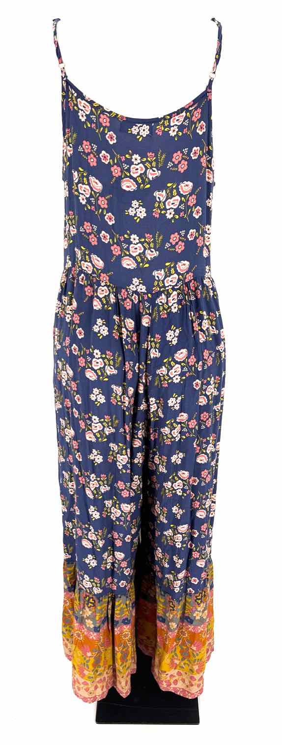Size M Multi-Color Dress