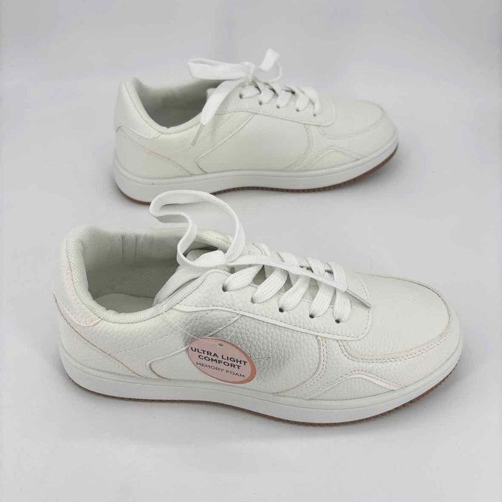 Shoe Size 7 Danskin White Sneakers