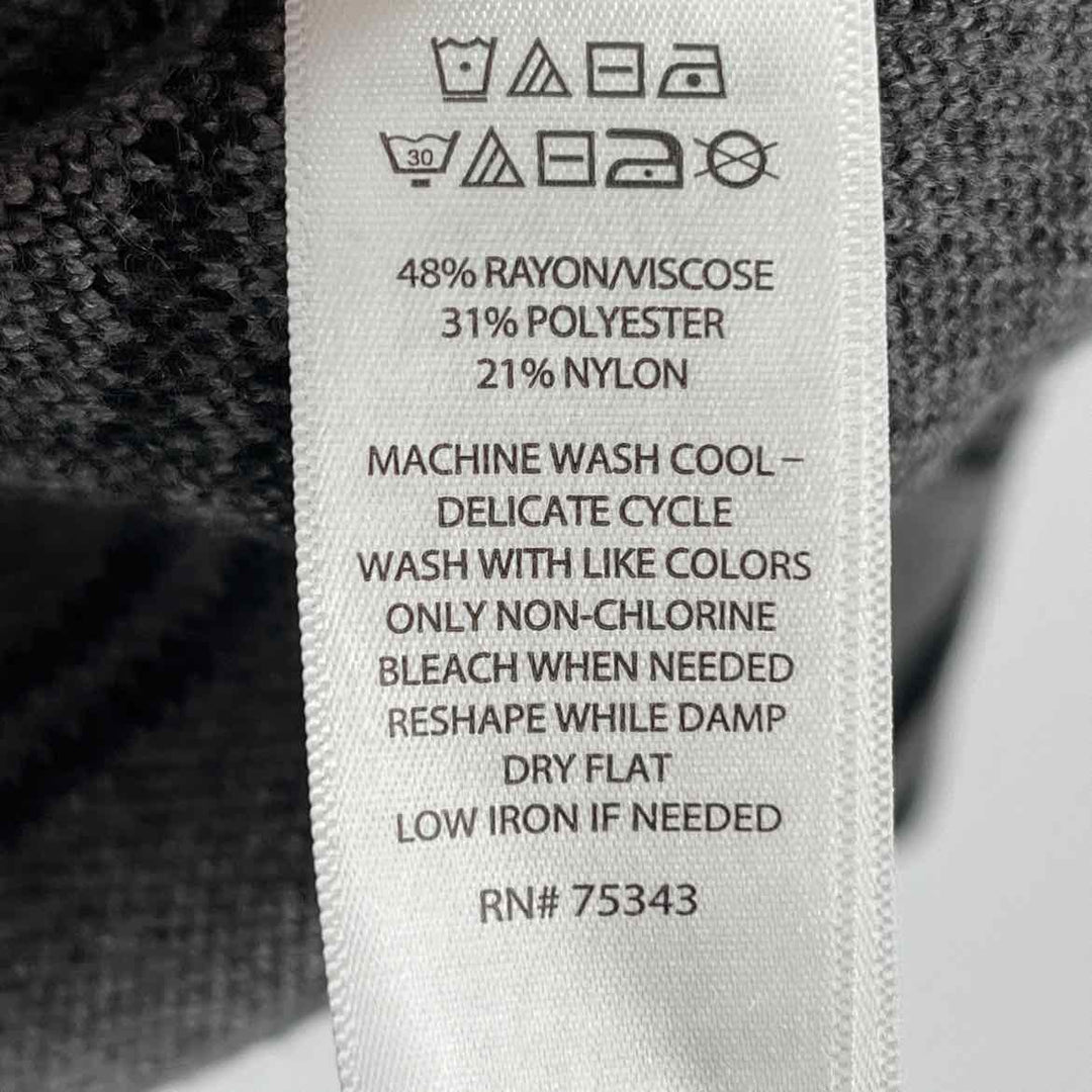 Size M RACHEL ROY Gray Knit Sweater