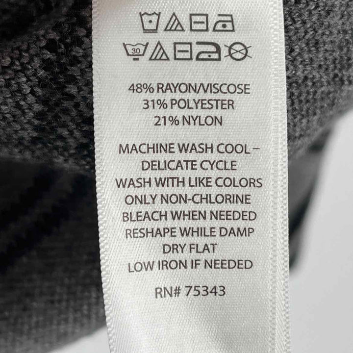 Size M RACHEL ROY Gray Knit Sweater