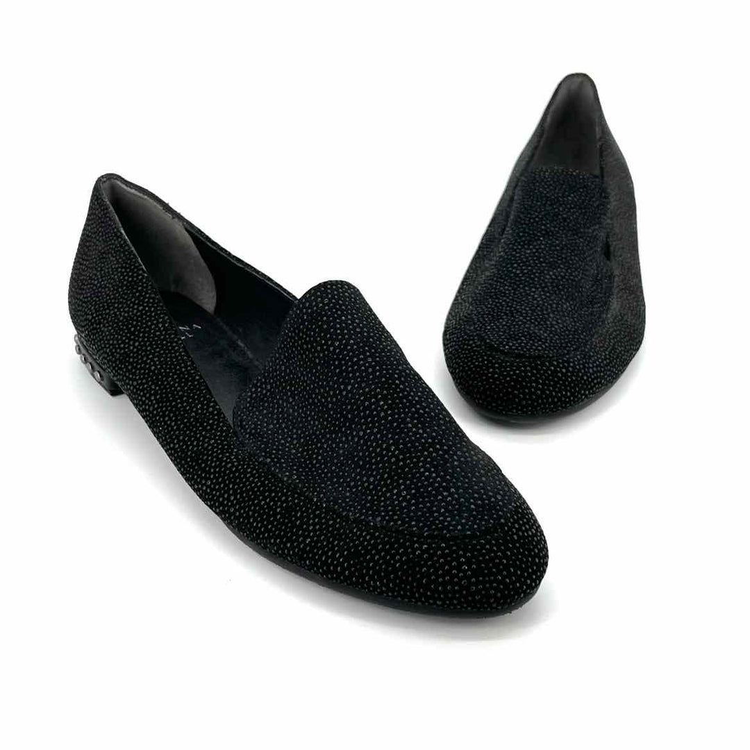 Shoe Size 9.5 Adrianna Papell Black Loafers
