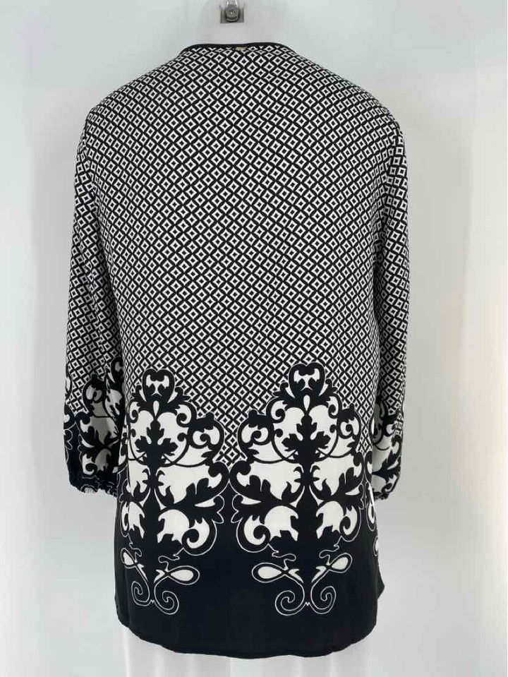 Size 8/10 Chico's Black/White Shirt