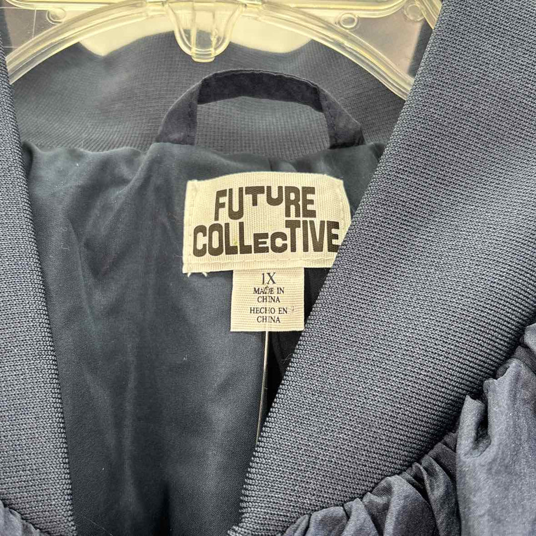 Size 1X Navy Jacket