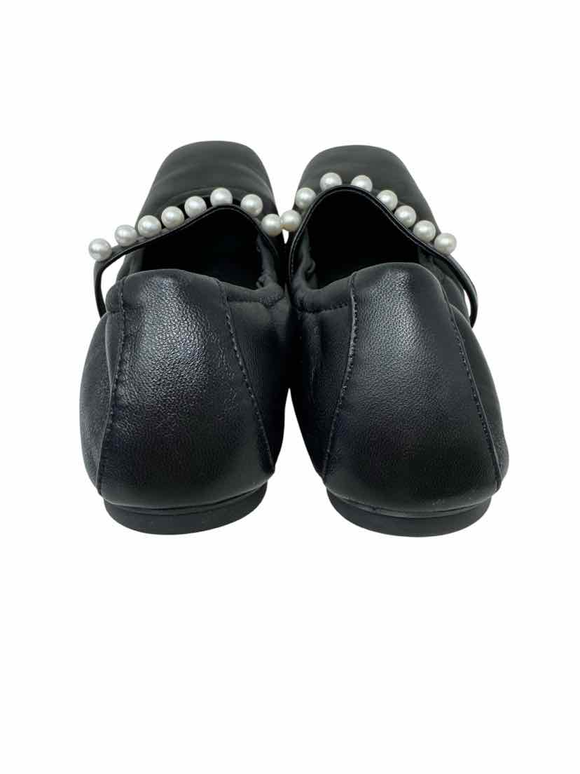 Shoe Size 8.5 Stuart Weitzman Black Flats