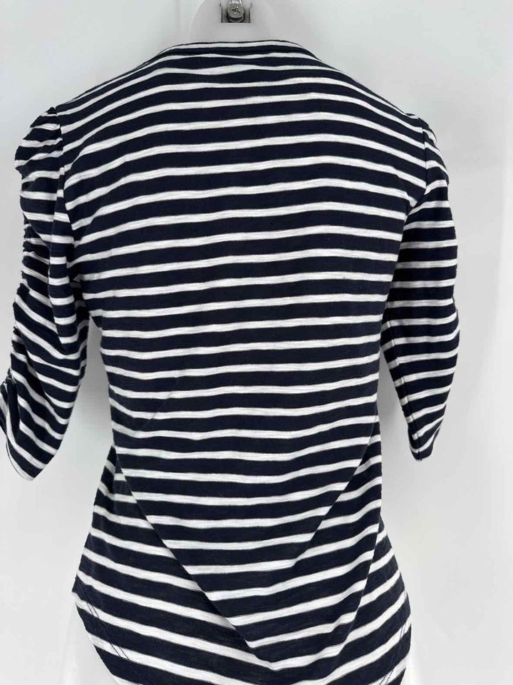 Size XS VERONICA BEARD Navy Print Shirt
