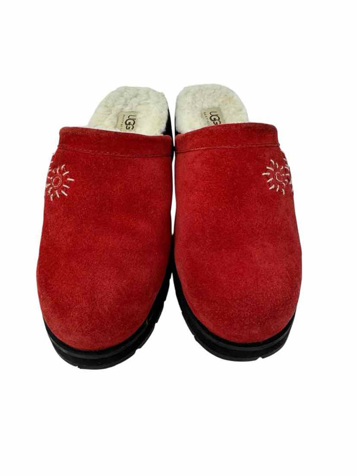 Shoe Size 8 Ugg Red Clogs