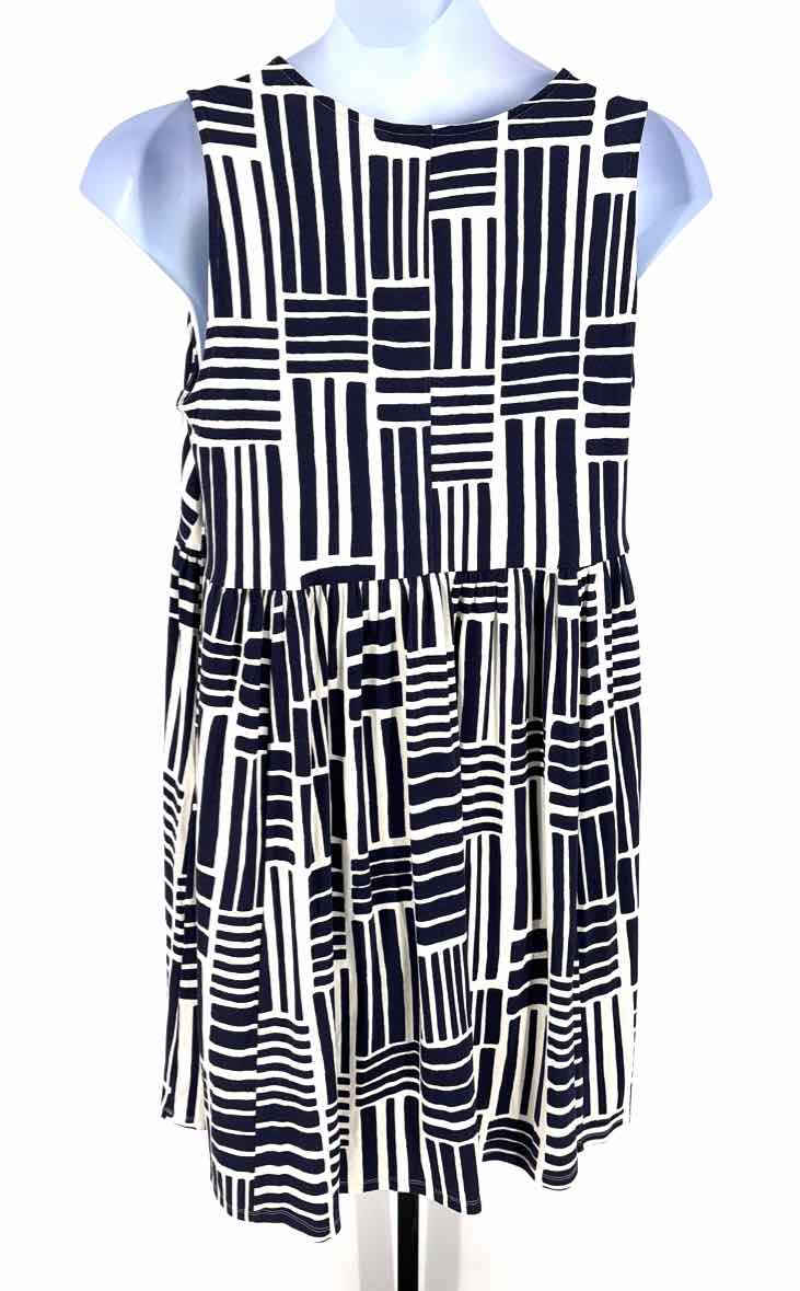 Size 14/16 LANE BRYANT Ivory Dress