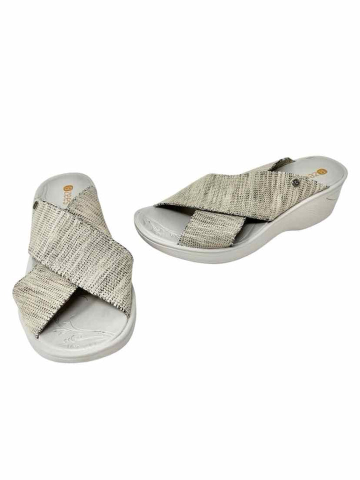 Shoe Size 9 Gray Sandals