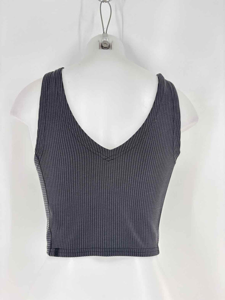 Size 6 Lululemon Gray Shirt