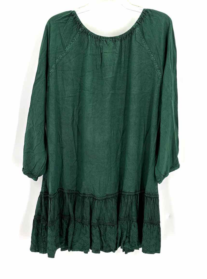 Size 1X Forest Green Shirt