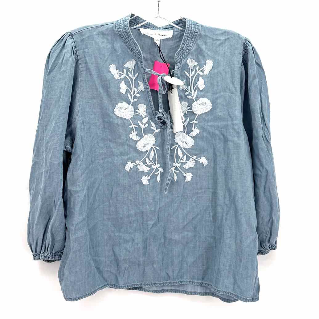 Size XS CHELSEA & THEODORE Blue Chambray Shirt