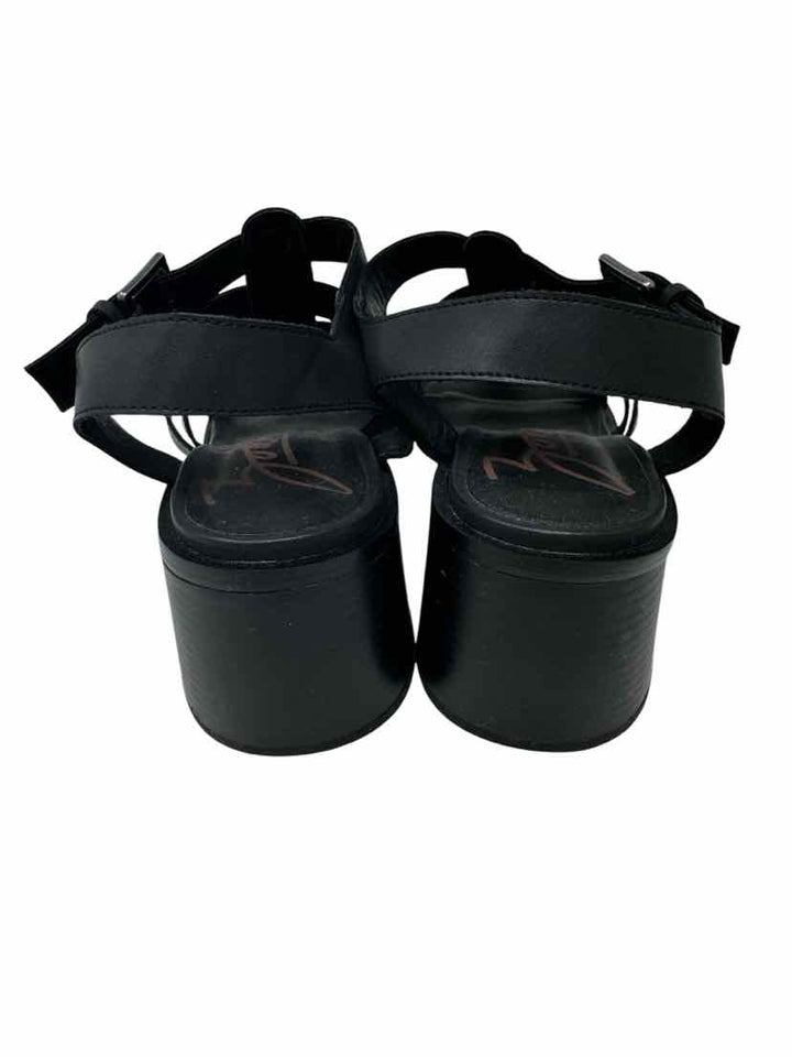 Shoe Size 8.5 Black Sandals
