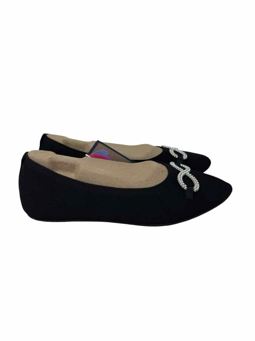Shoe Size 7 Sketchers Black Flats
