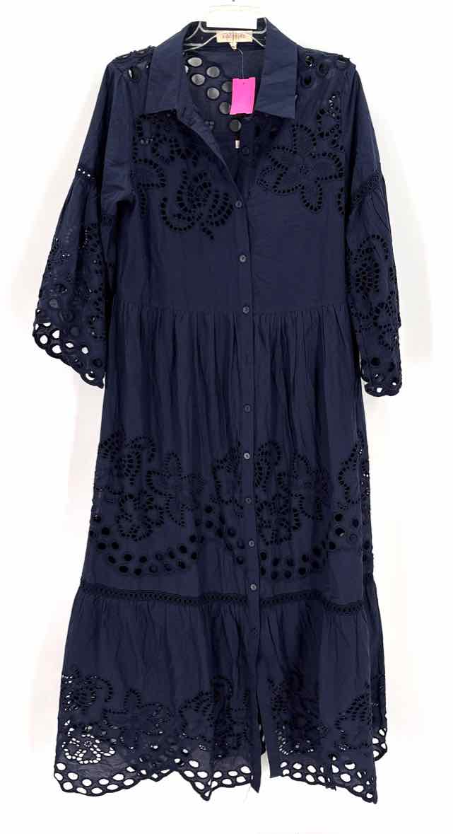 Size L SOLITAIRE Navy Lace Dress