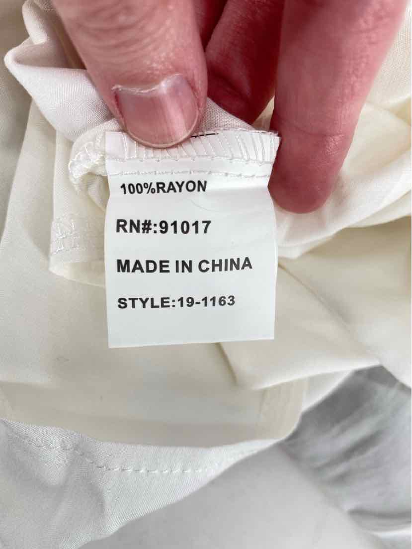 Size M White Shirt