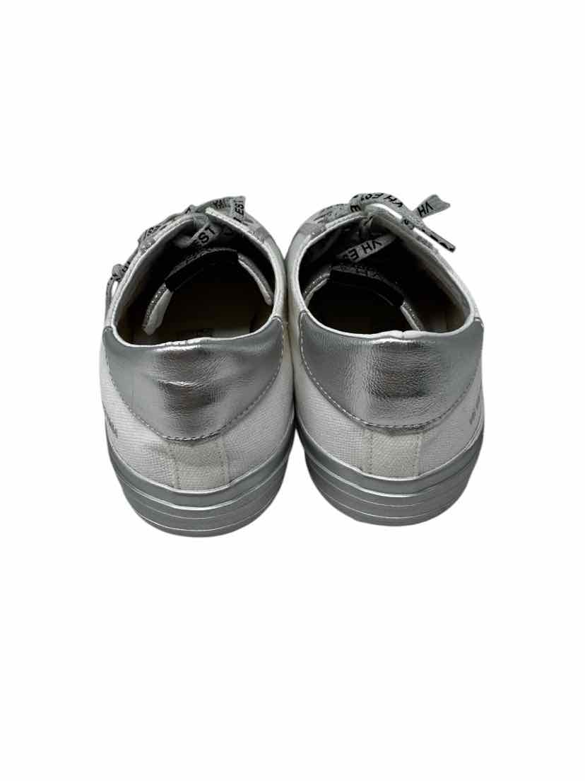 Shoe Size 8 VINTAGE AMERICA White Sneakers