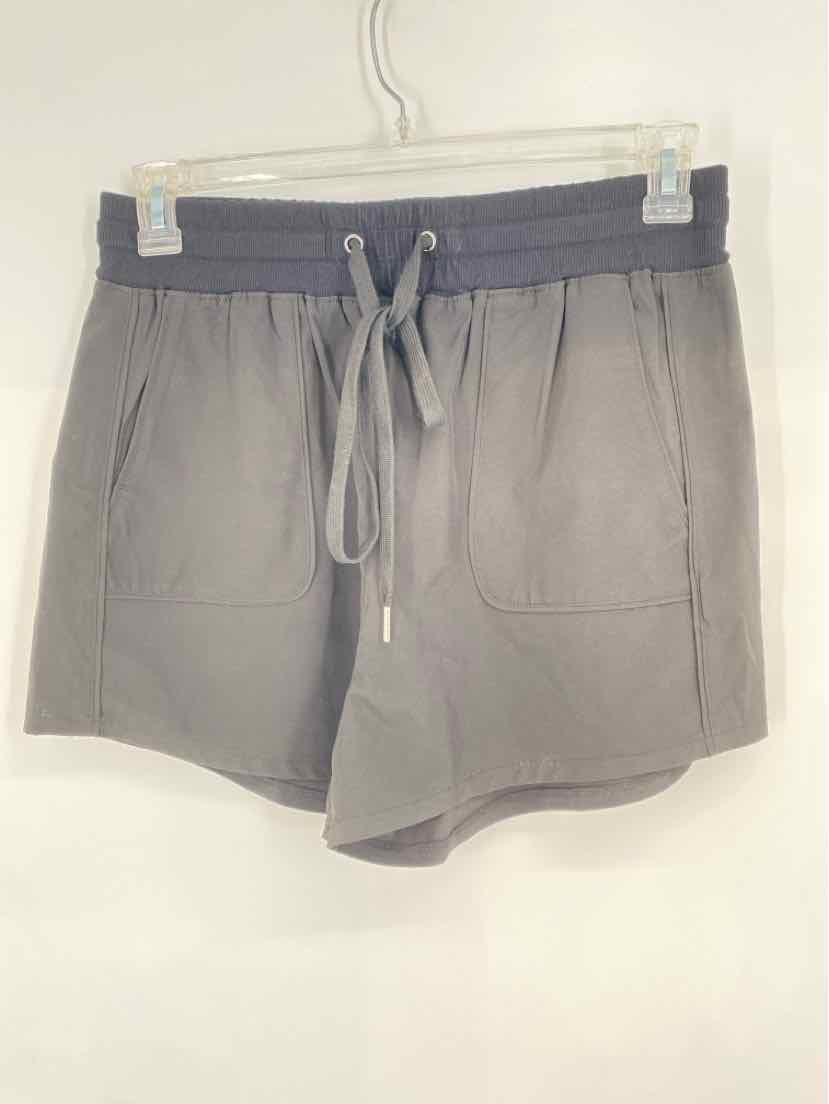 Size L EVEREVE Black Shorts
