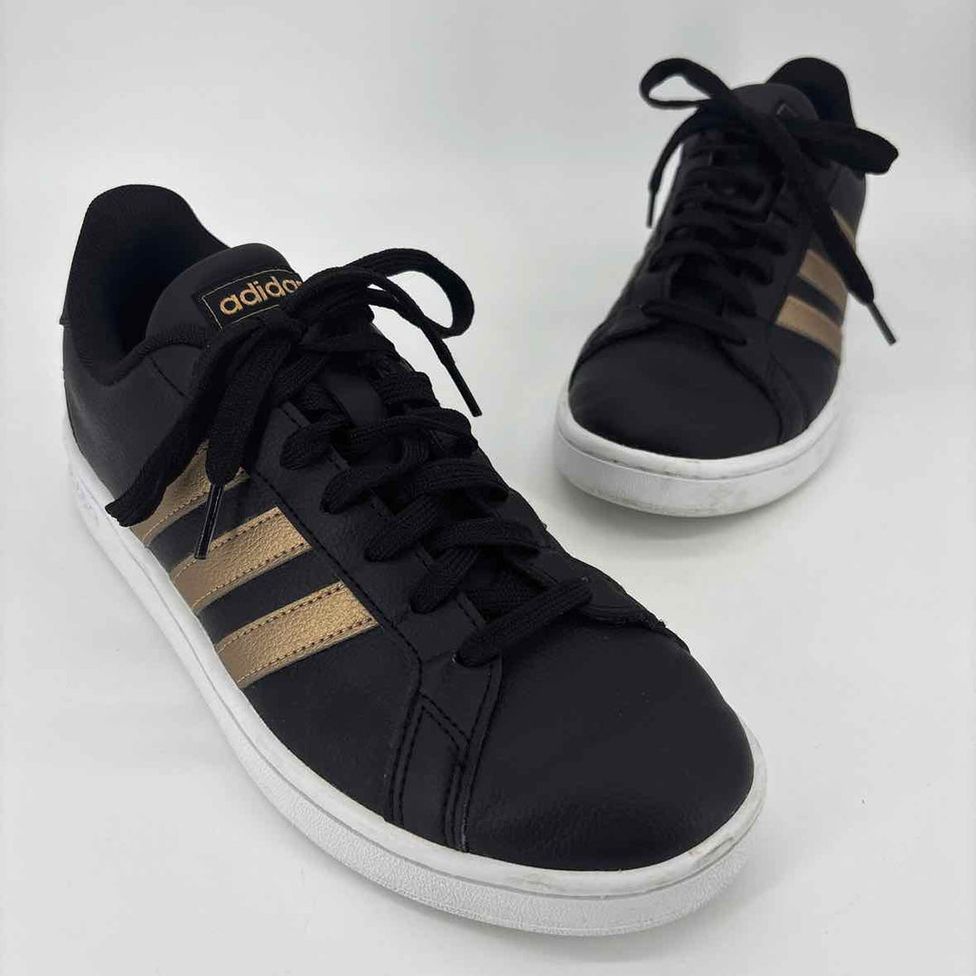 Shoe Size 8.5 Adidas Black Leather Sneakers
