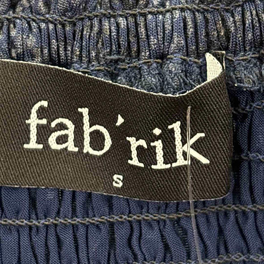 Size S FABRIK Navy Shirt