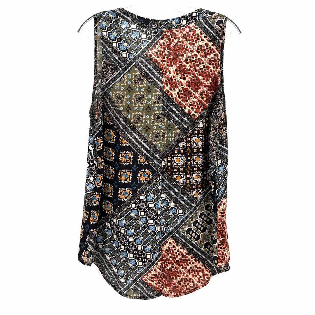 Size L Multi-Color Shirt