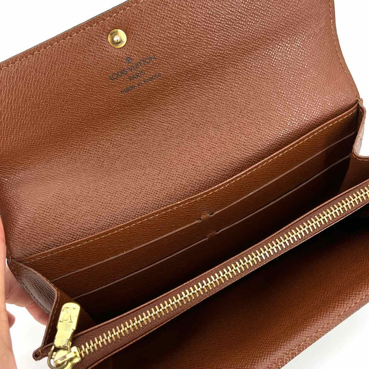 Louis Vuitton Luxury - Wallet