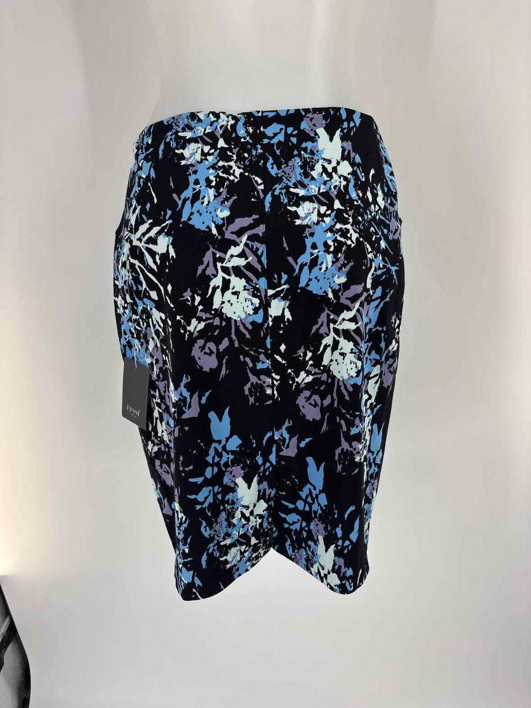 Size M LYSSE Black Print Shirt