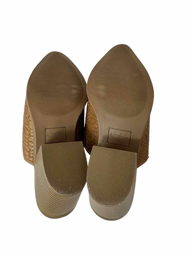 Shoe Size 10 WONDERLY Tan Pumps