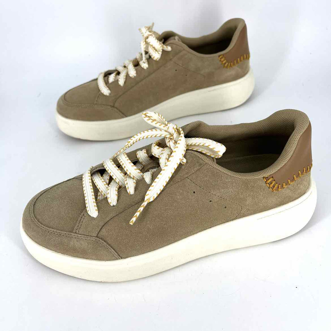 Shoe Size 8 FITFLOP Tan Suede Sneakers