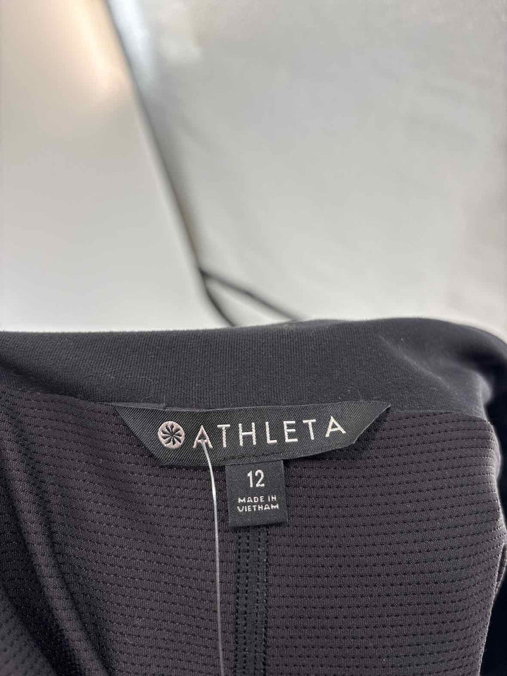 Size 12 Athleta Black Skirt