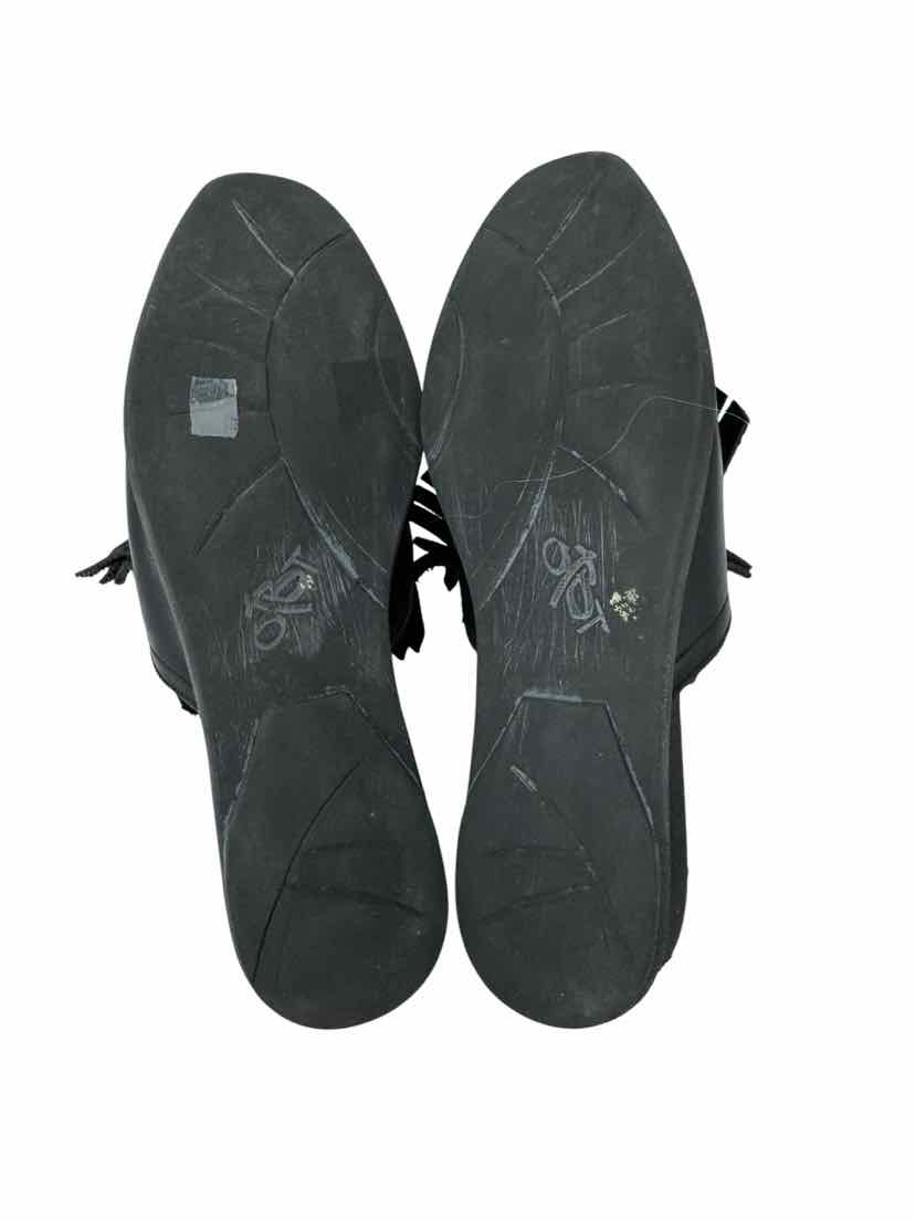 Shoe Size 8 OTBT Black Leather Flats