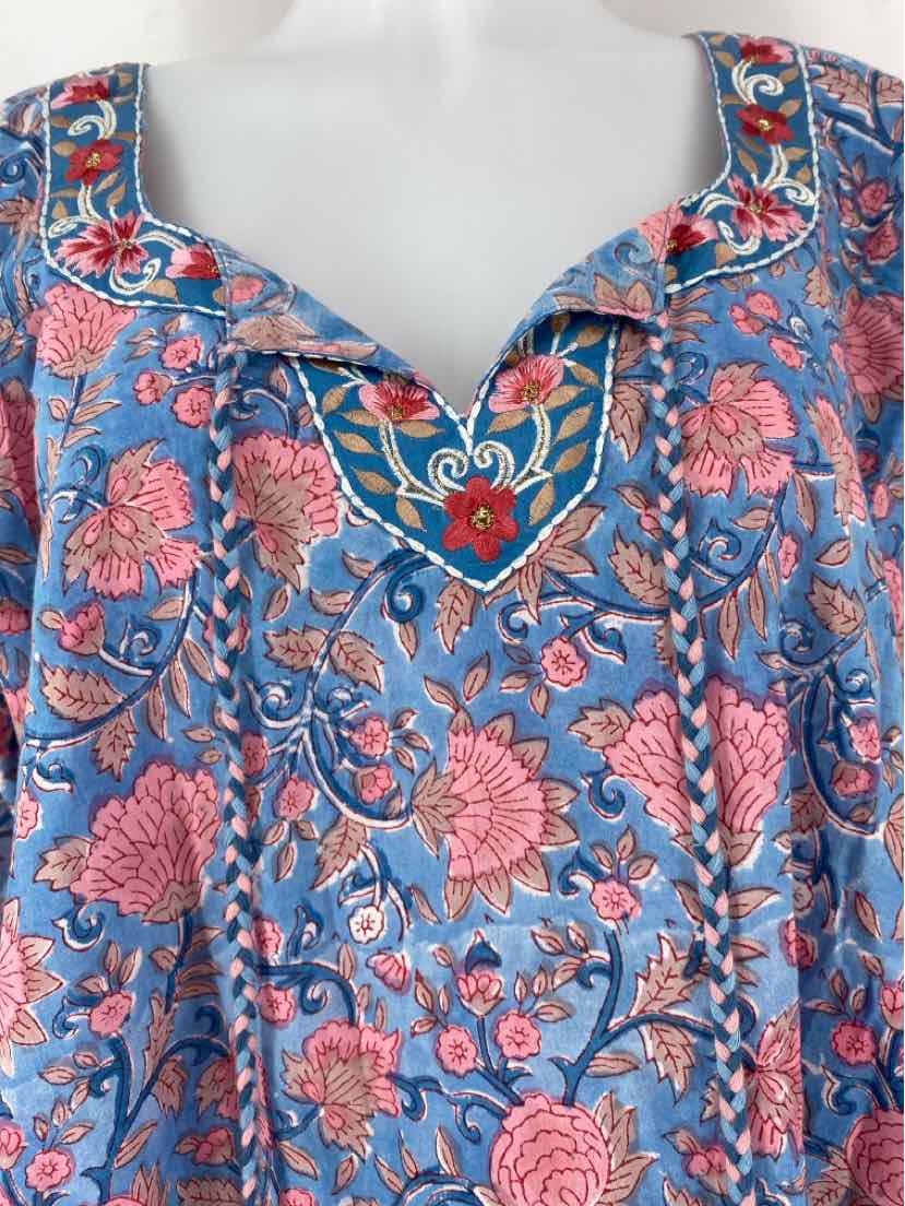 Size M Blue Print Dress