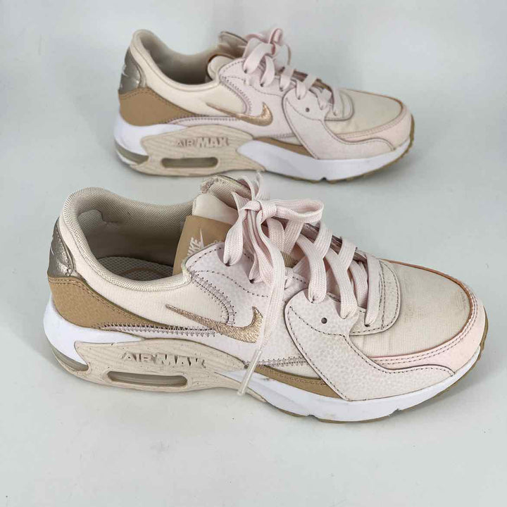 Shoe Size 6.5 Nike Pink Sneakers