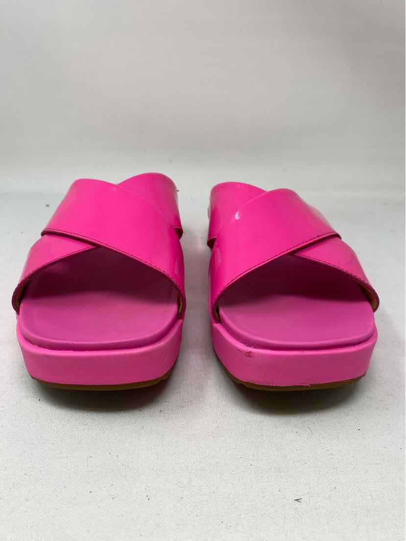 Shoe Size 9.5 Ugg Pink Sandals