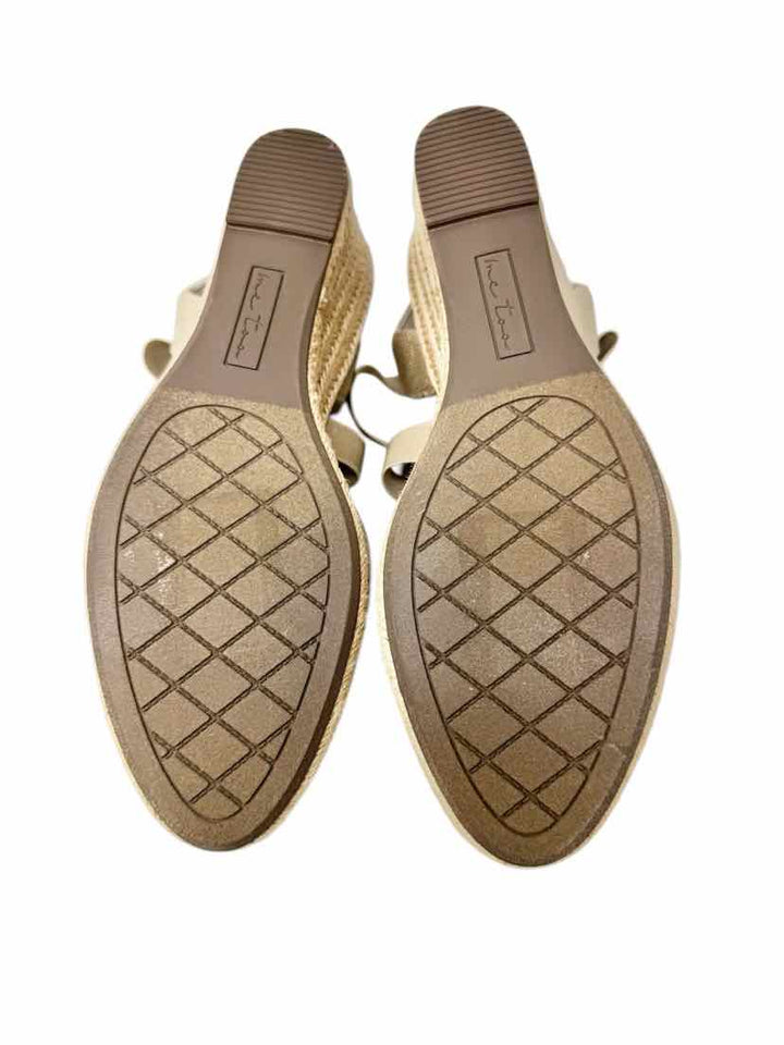 Shoe Size 10 Me Too Tan Sandals