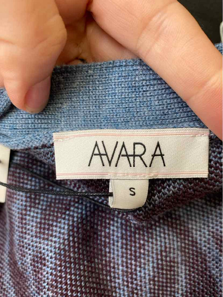 Size S AVARA Burgundy Sweater