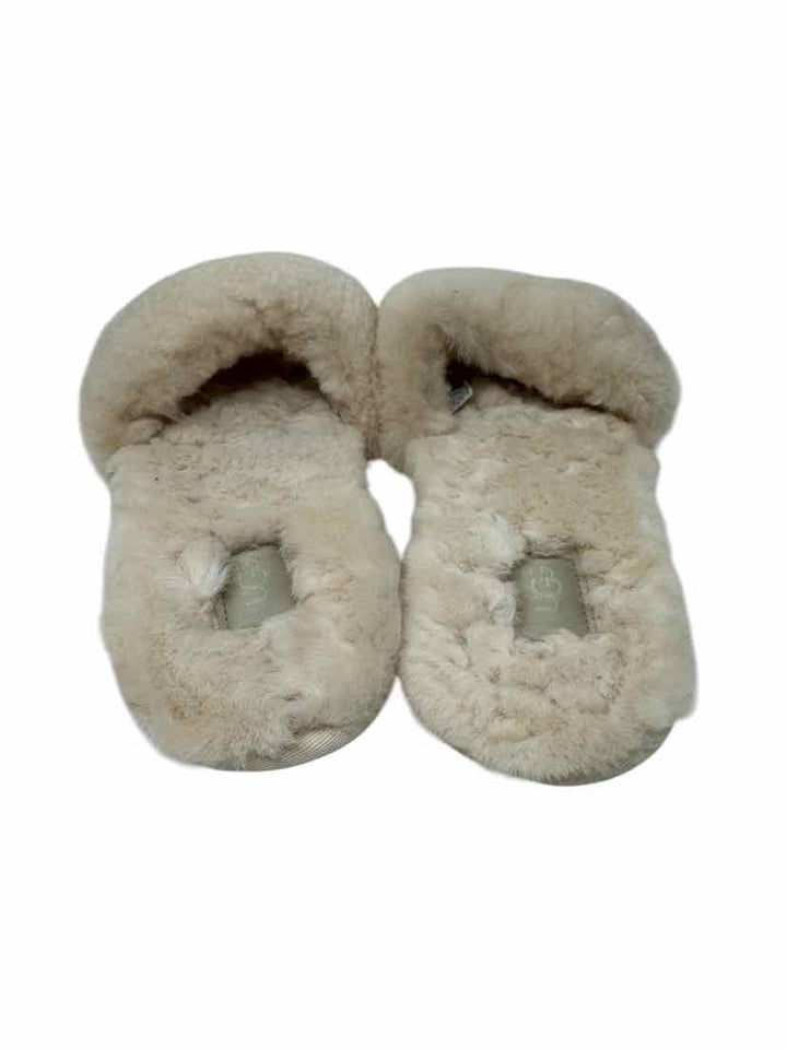 Shoe Size 8 Ugg Cream Slippers