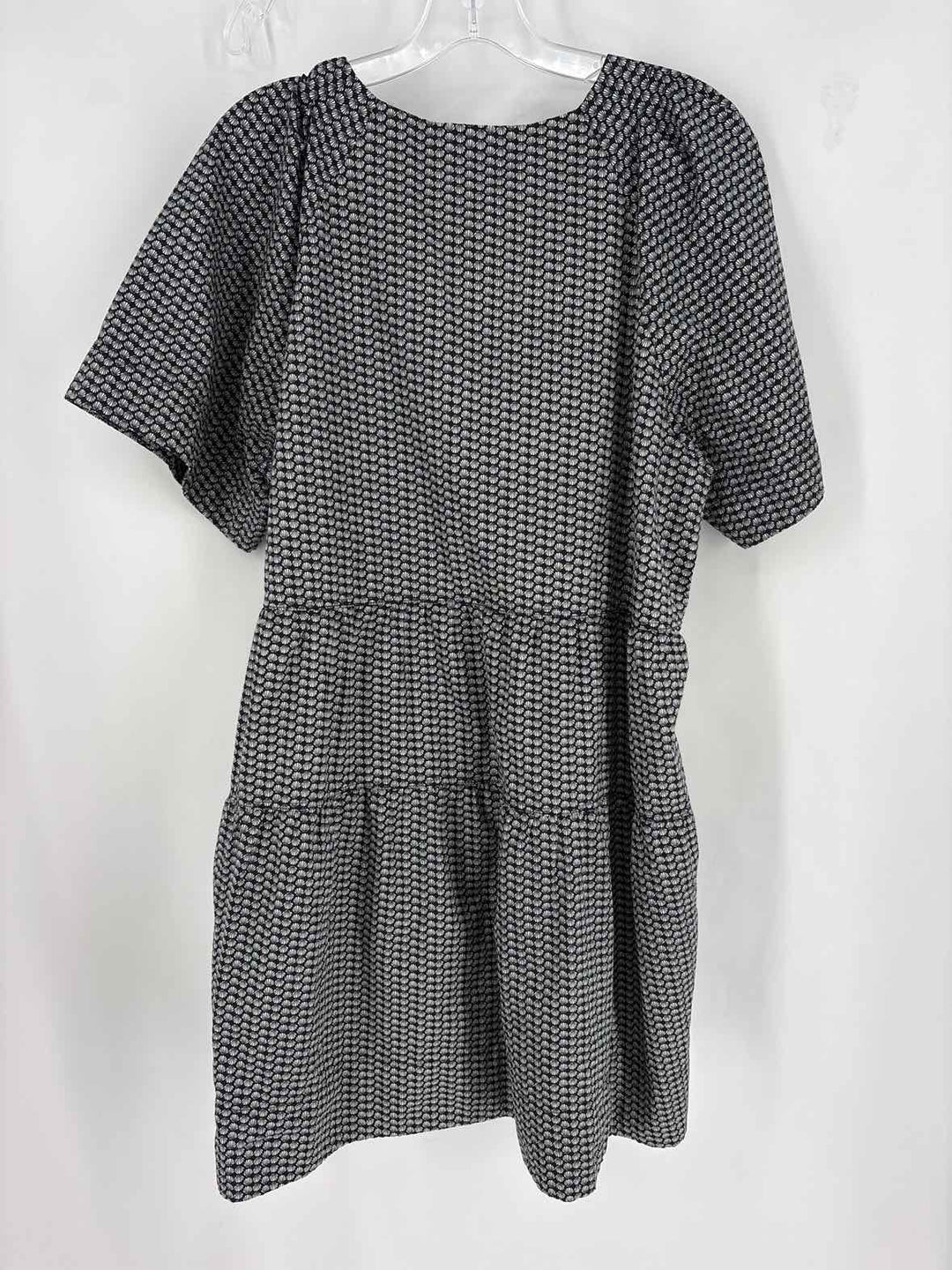 Size XL EVEREVE Black/White Dress