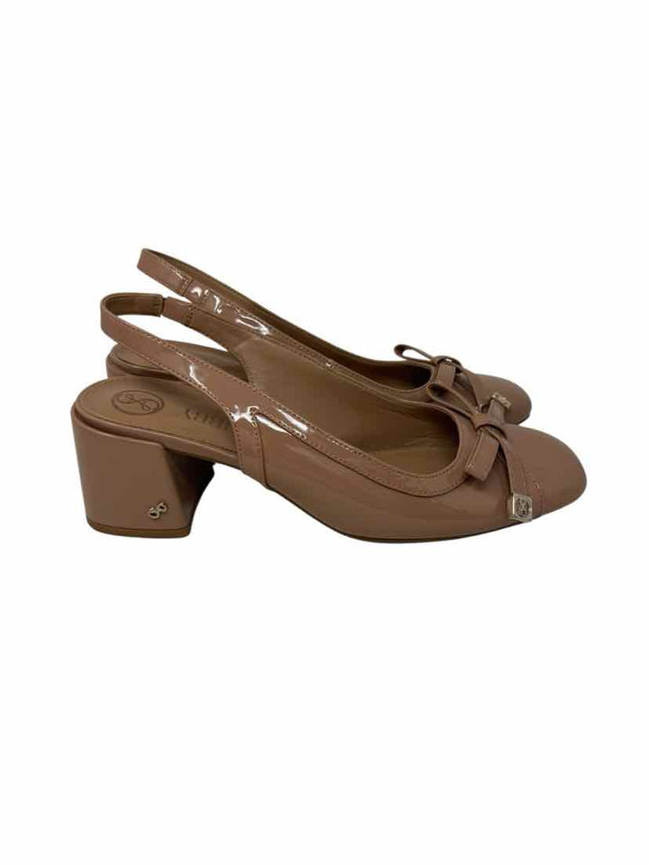 Shoe Size 9.5 Beige PATENT Pumps
