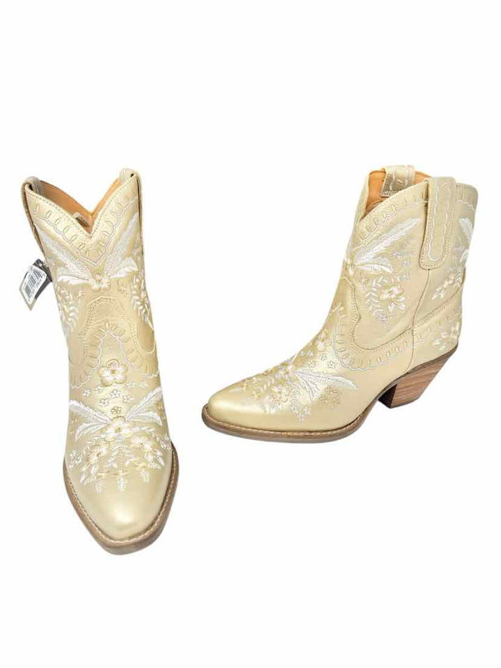 Shoe Size 8.5 DINGO Gold Leather Boots