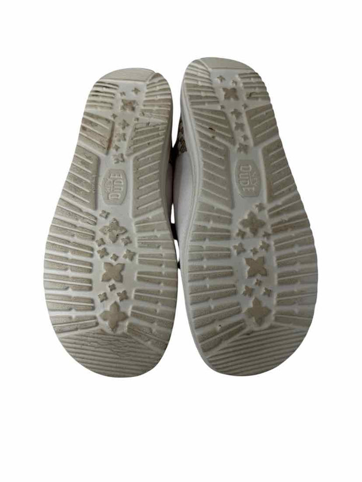 Shoe Size 8 HEY DUDE Ivory Canvas Sneakers