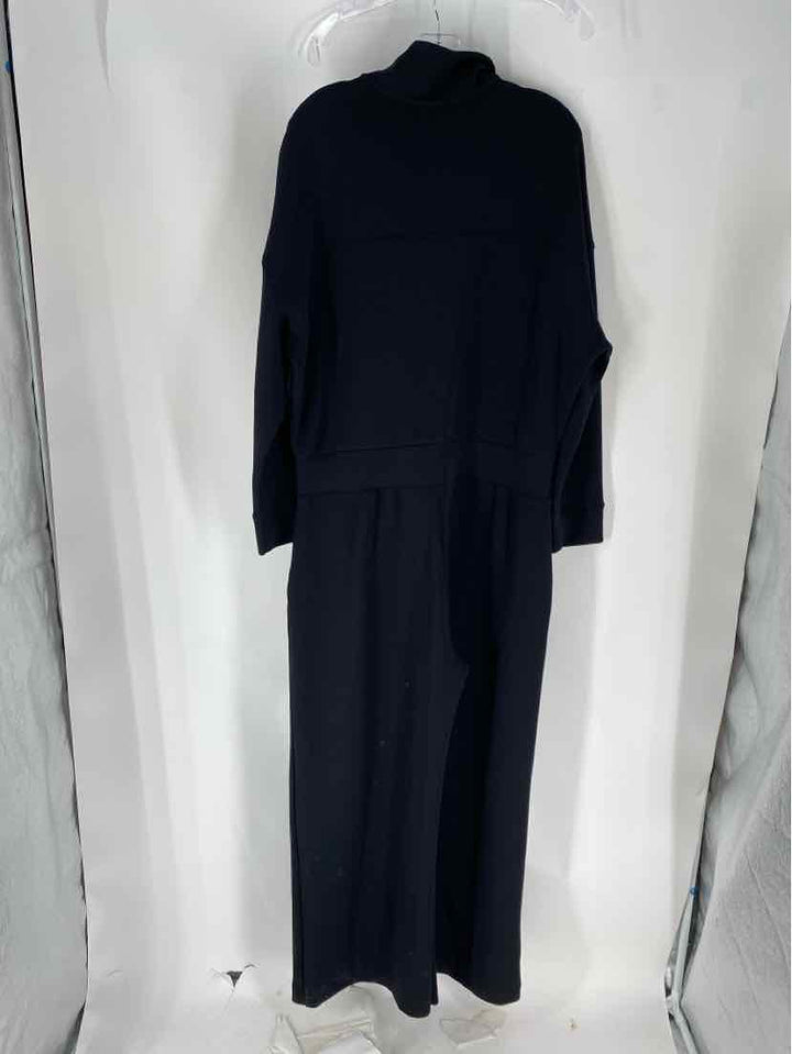 Size 1X SPANX Black Dress
