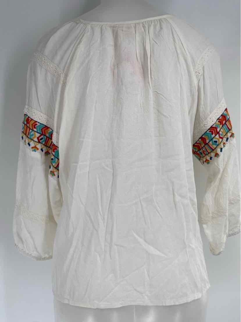 Size XL Cream Shirt