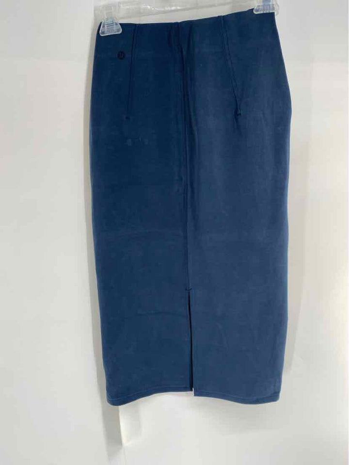 Size 2 Lululemon Navy Skirt